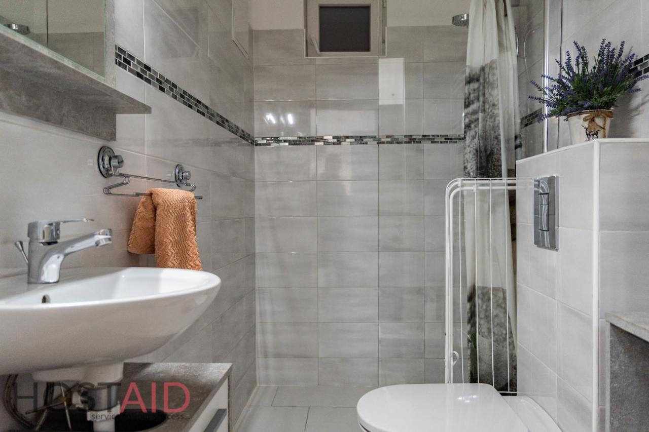 B17 Apartment - Hostaid بودابست المظهر الخارجي الصورة